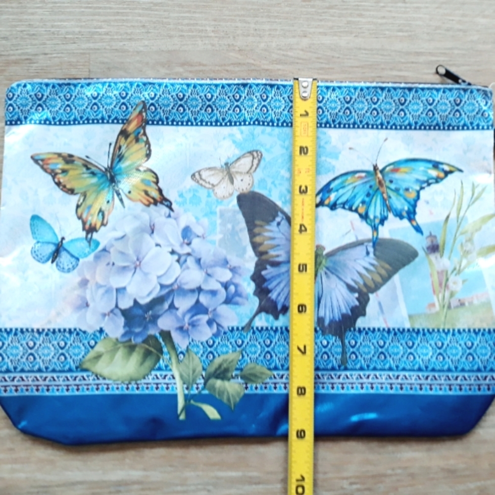3 Floral Butterfly Cosmetic Travel Pouch with Wristlet Strap - Picture 7 of 12